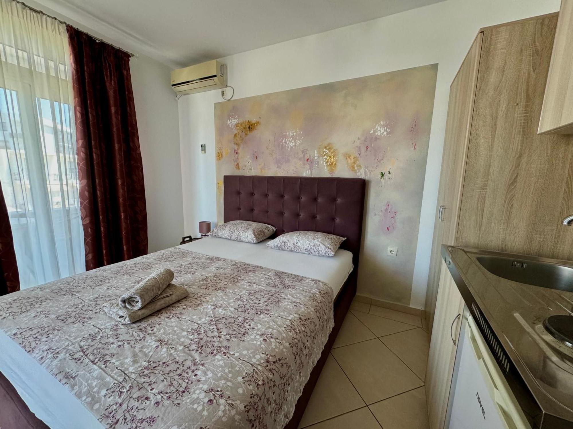 Apartments Cobi Ulcinj Eksteriør bilde