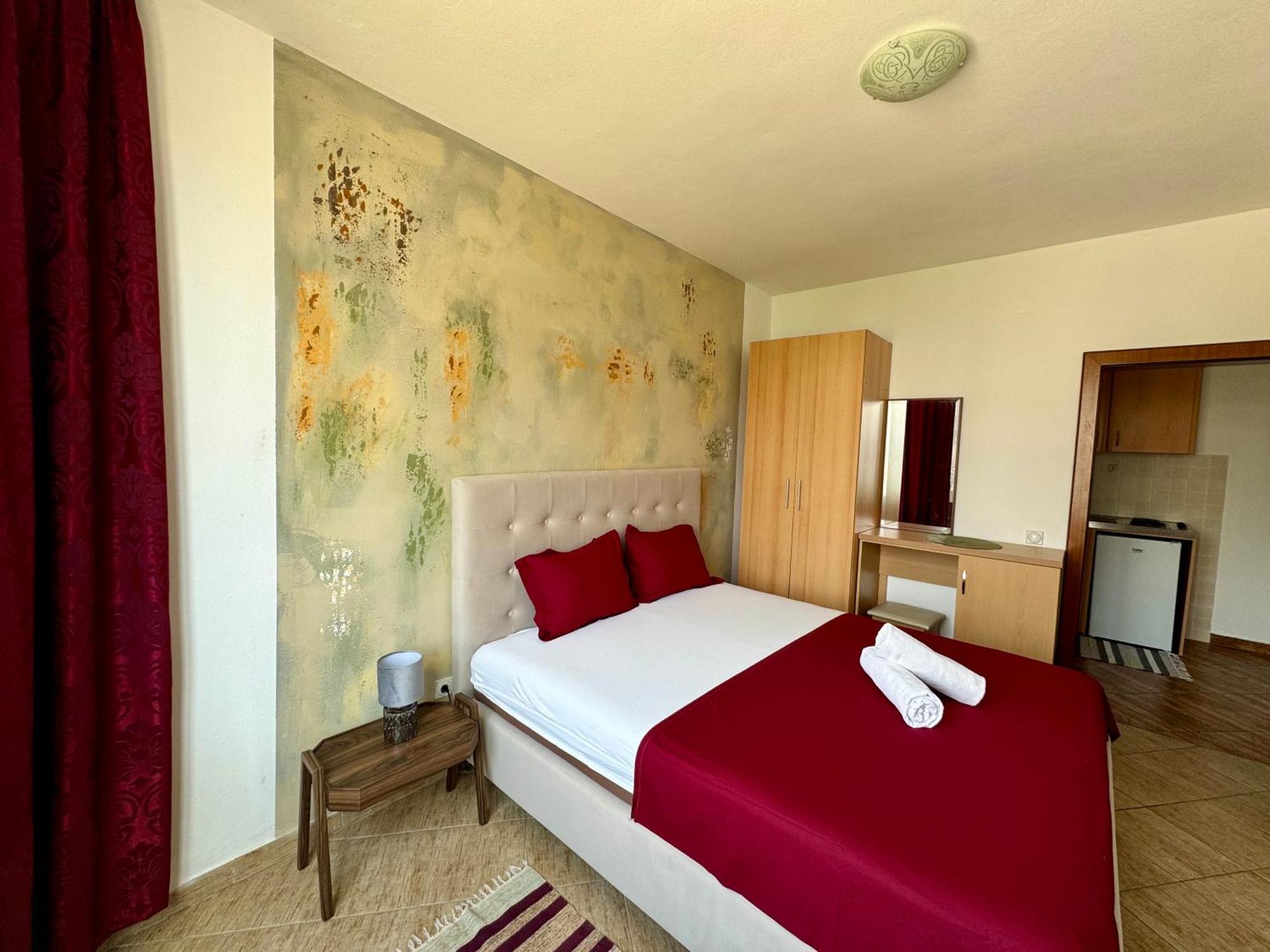 Apartments Cobi Ulcinj Eksteriør bilde
